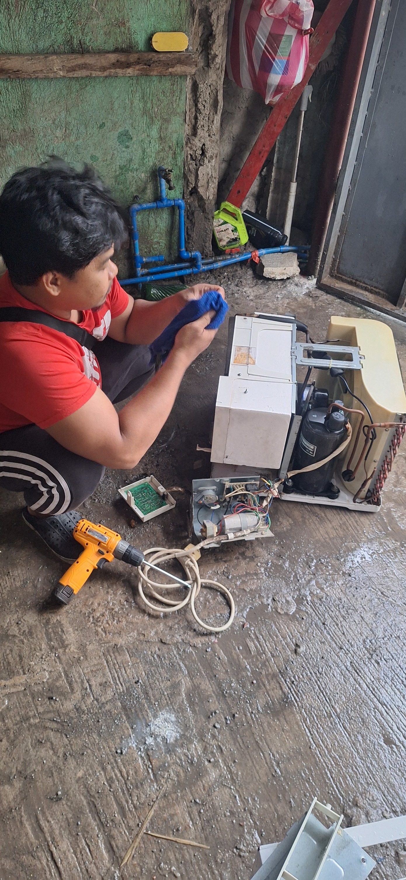 Aircon cleaning and checkup for poor cooling